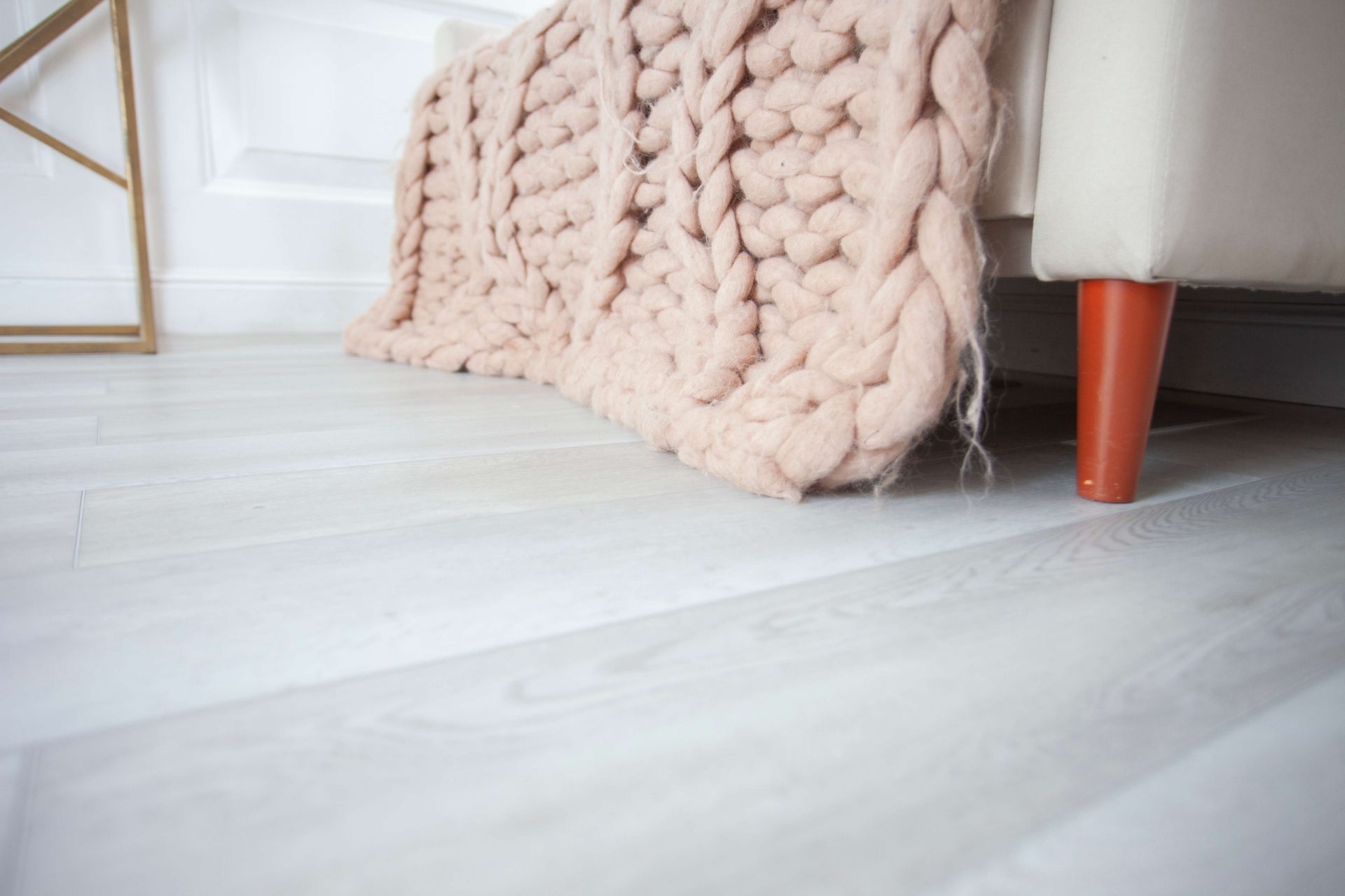 SPC ламинат «Damy Floor» Дуб Зимний (1220*180*4 мм) — купить в Котласе