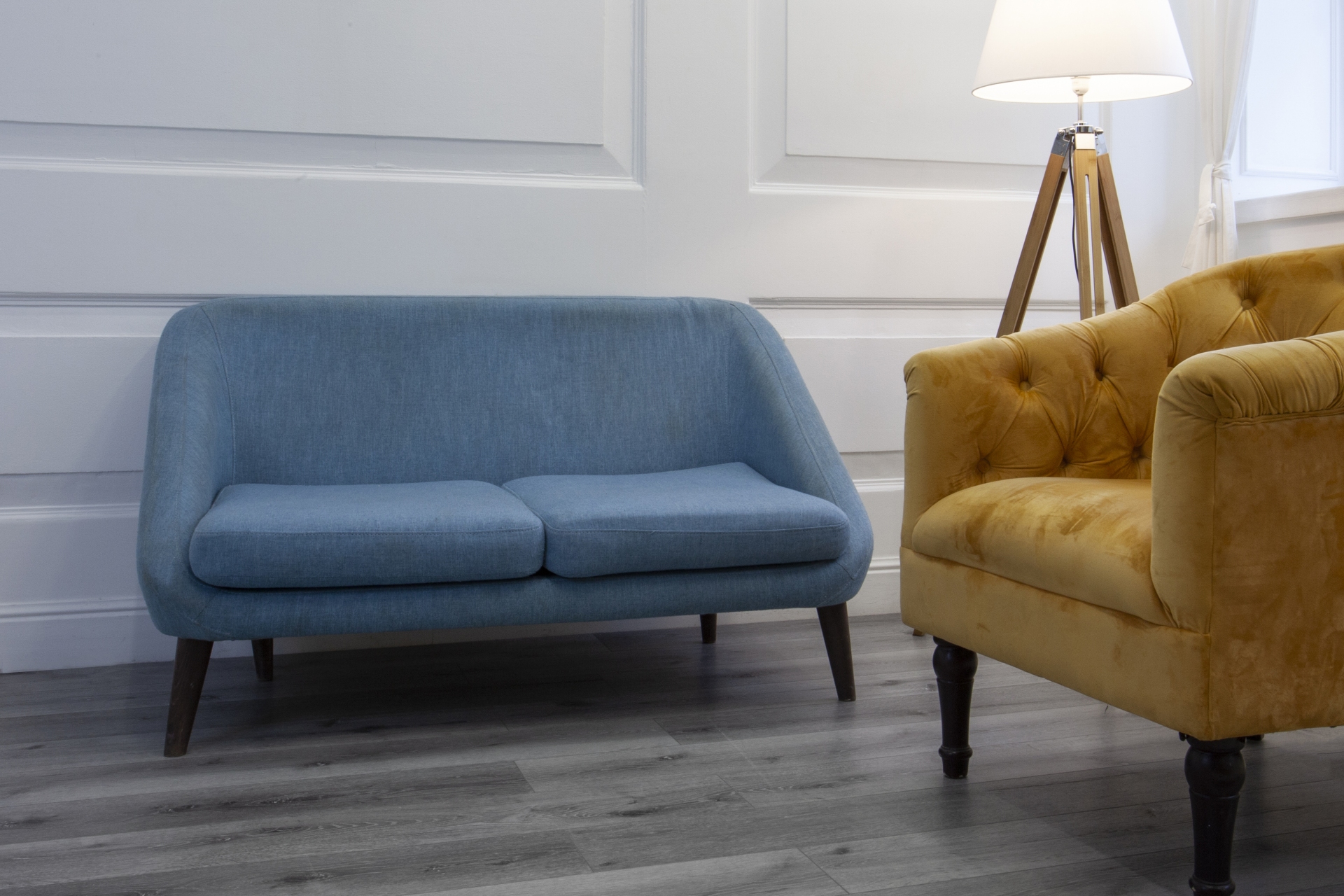 Усовершенствованная кварц-виниловая плитка «Damy Floor» Дуб Сильвер (1227*187*2,5 мм) — купить в Котласе