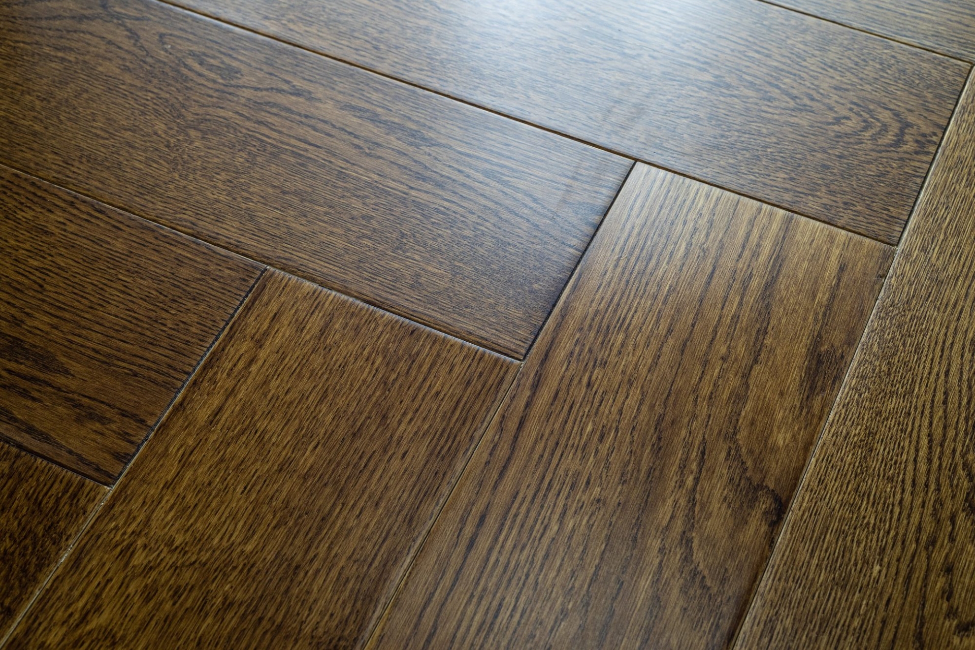 Инженерный паркет «Damy Floor» Ореховый (укладка елочкой) — купить в Котласе