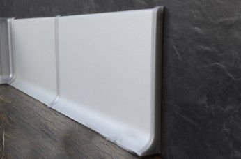 Угол наружный к алюминиевому плинтусу 60мм анодированное серебро — купить в Котласе