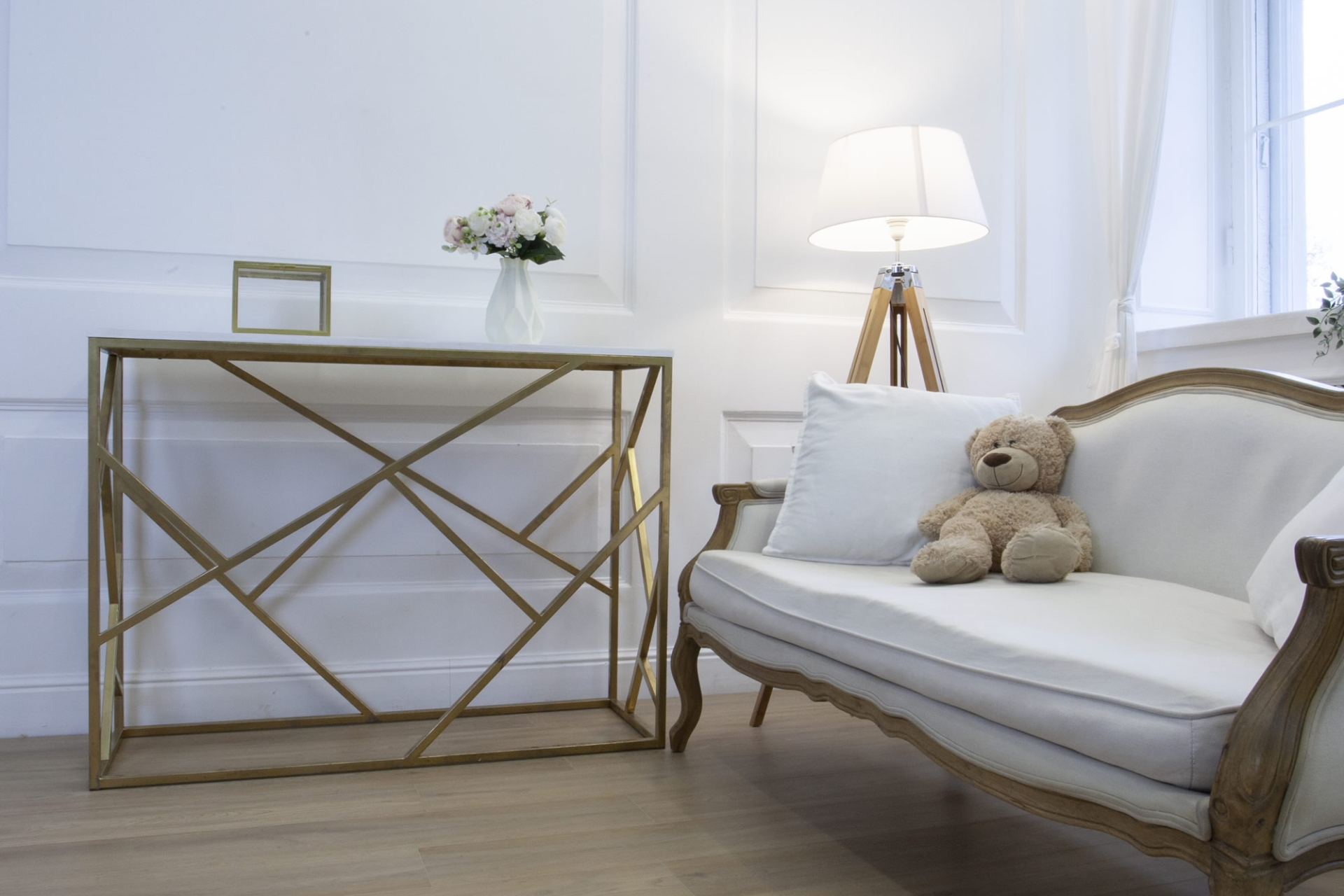 Усовершенствованная кварц-виниловая плитка «Damy Floor» Дуб Натуральный (1227*187*2,5 мм) — купить в Котласе